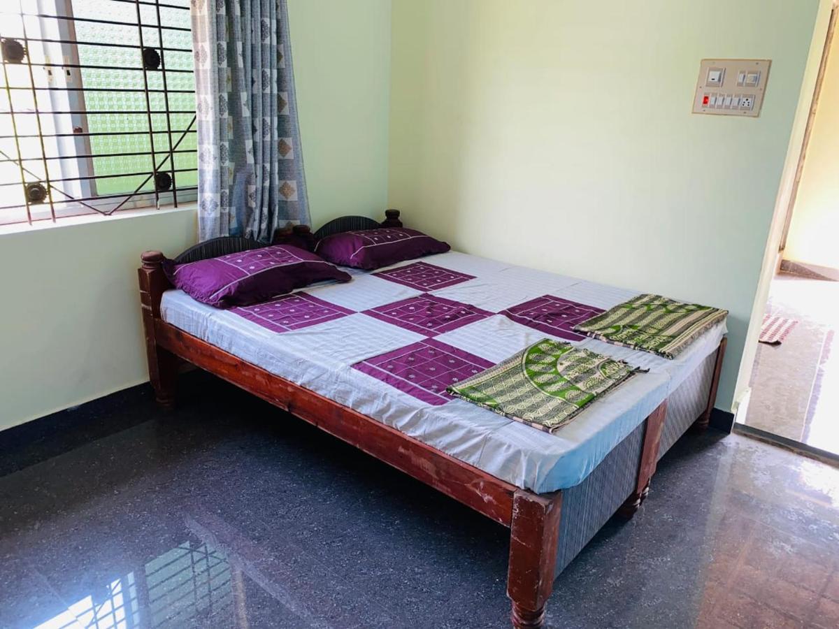 Prajwal Home Stay ฮัมปี ห้อง รูปภาพ
