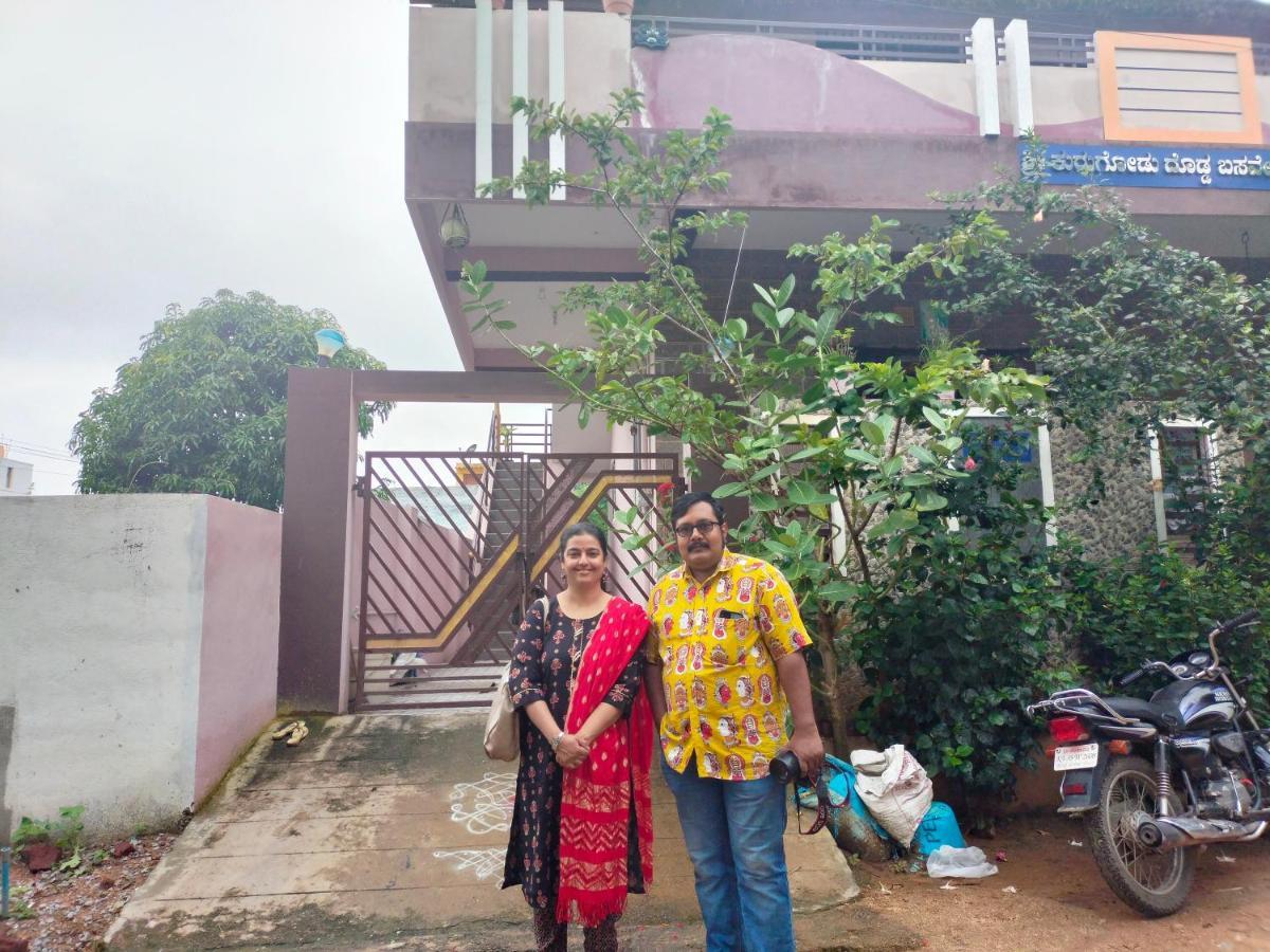 Prajwal Home Stay ฮัมปี ภายนอก รูปภาพ